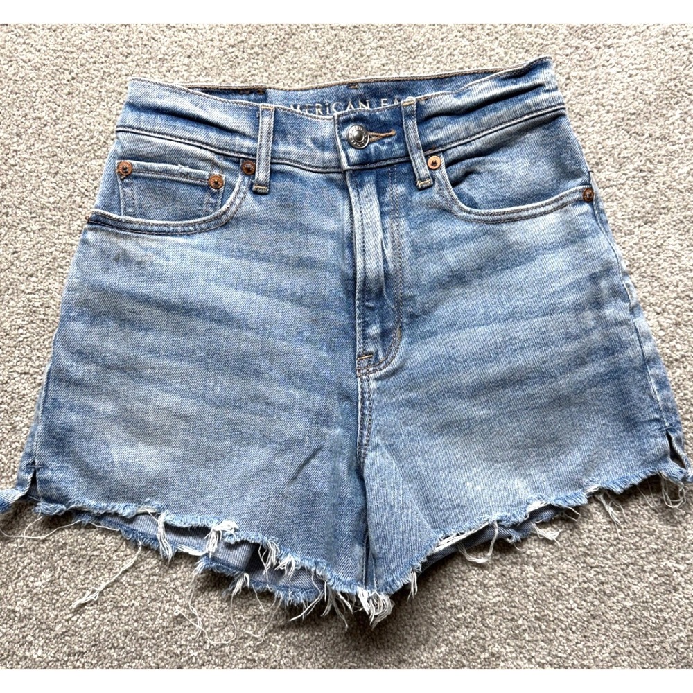 American Eagle Outfitters Womens Denim Cutoff Shorts‎ Light Wash Size 00 Stretch